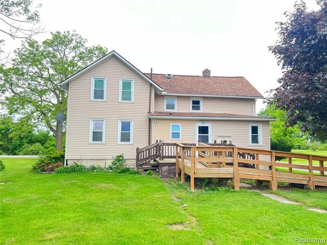 Building Photo - 9890 Chinavare Rd