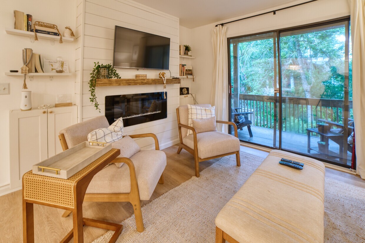 Foto principal - 2743 Forest Ridge Dr