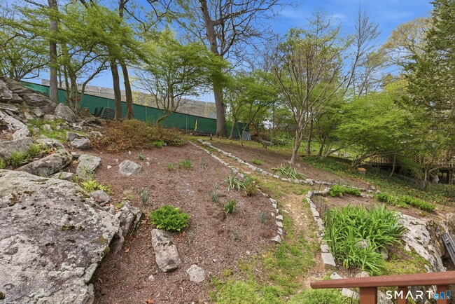 Building Photo - 53 Dagmar Rd