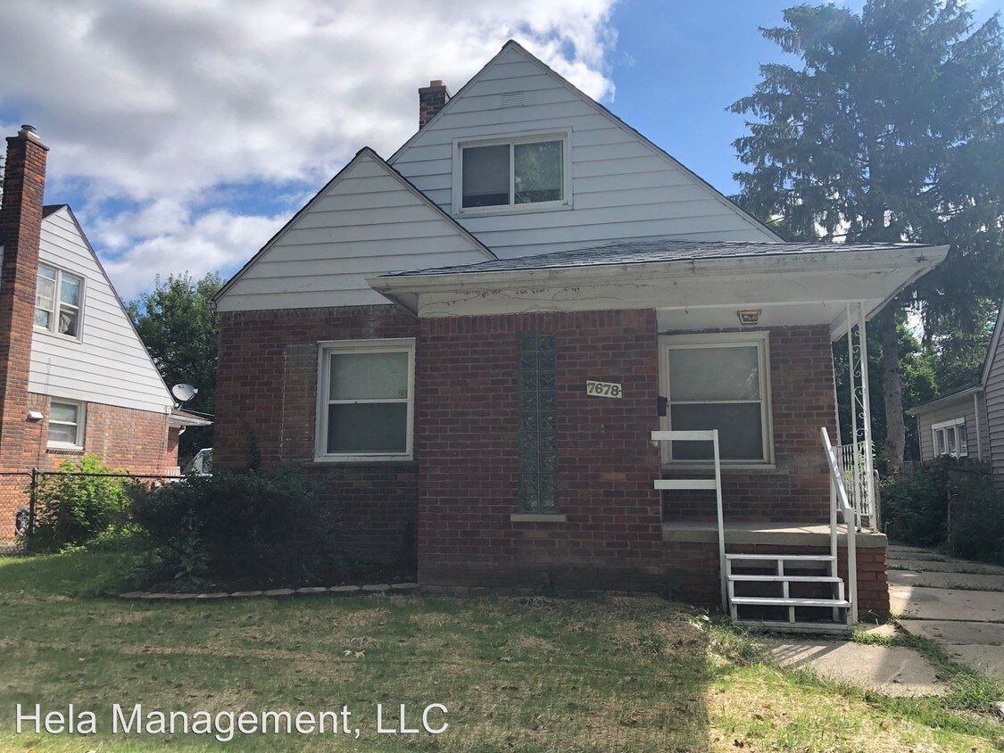 Primary Photo - 3 br, 1 bath House - 7678 W. Parkway