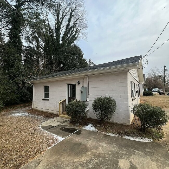 Foto del edificio - 208 Harper St