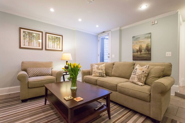 Foto del edificio - 513 7th St SE