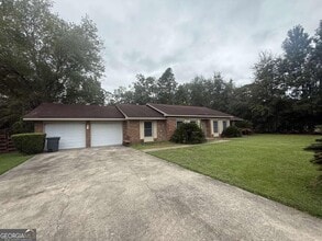 Building Photo - 619 Olmstead Dr