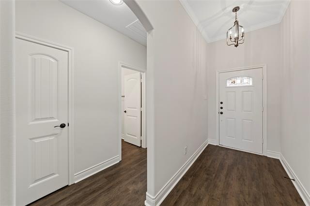 Foto del edificio - 7502 Grant Ln