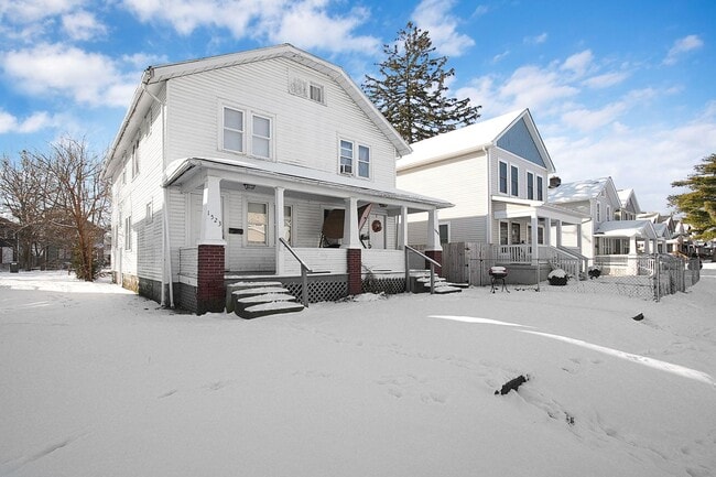 Building Photo - 1521-1523-1523 Republic Ave