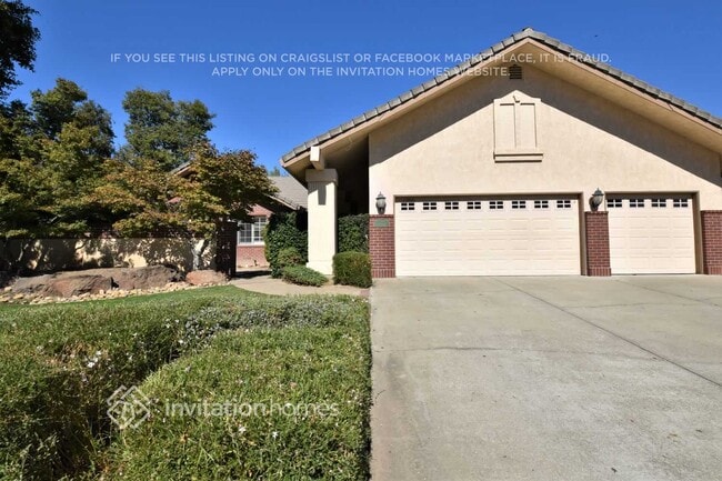 Building Photo - 2209 St Anton Dr