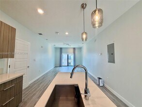 Building Photo - 4740 NW 84th Ct