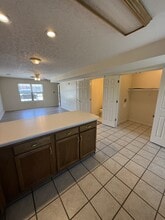 Building Photo - 24 Jade Ct