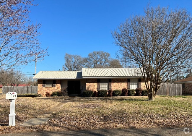 Building Photo - 4310 Idalou Dr