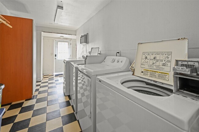 Foto del edificio - 808 Sul Ross St