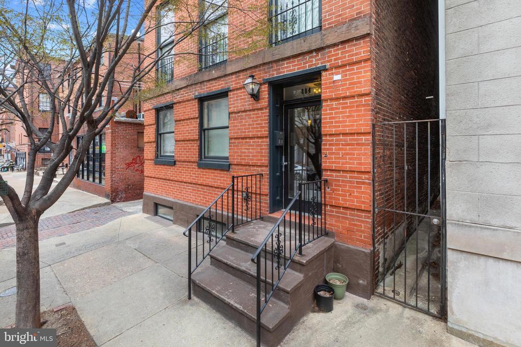 Foto principal - 804 St Paul St