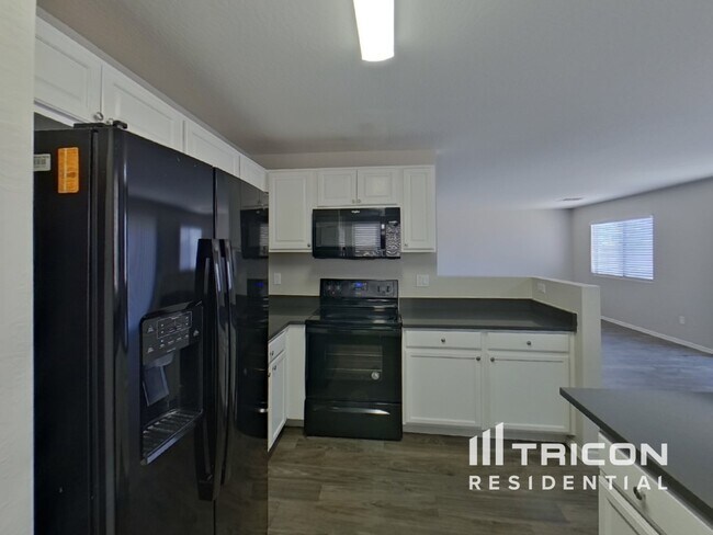 Foto del edificio - 8558 W Superior Ave