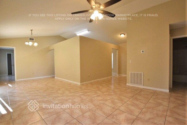 Building Photo - 4490 Camberly St