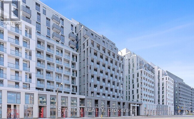 Building Photo - 500-500 Wilson Ave