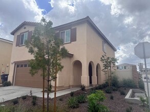 Building Photo - 14063 Starlene St