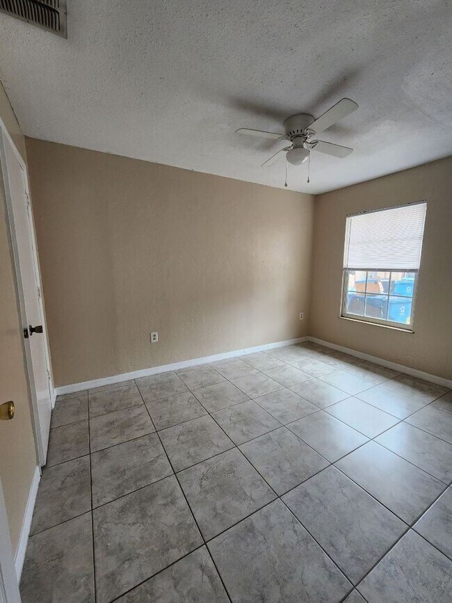 Building Photo - Two bedroom one bath duplex - Fort Meade
