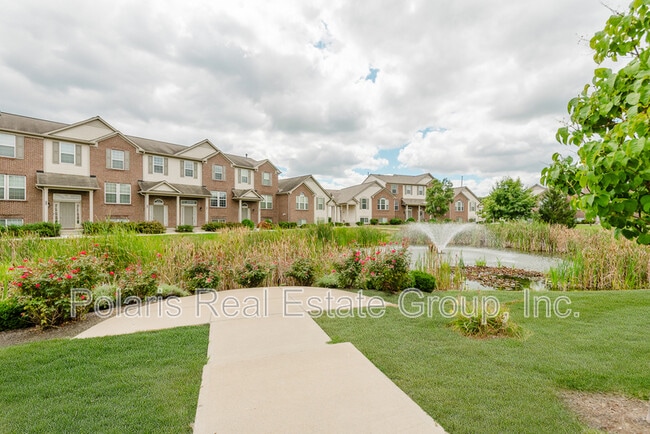 Foto del edificio - 8343 Clayhurst Dr