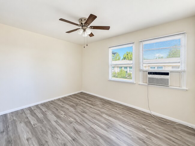 Foto del edificio - 522 N Rosemary Ln