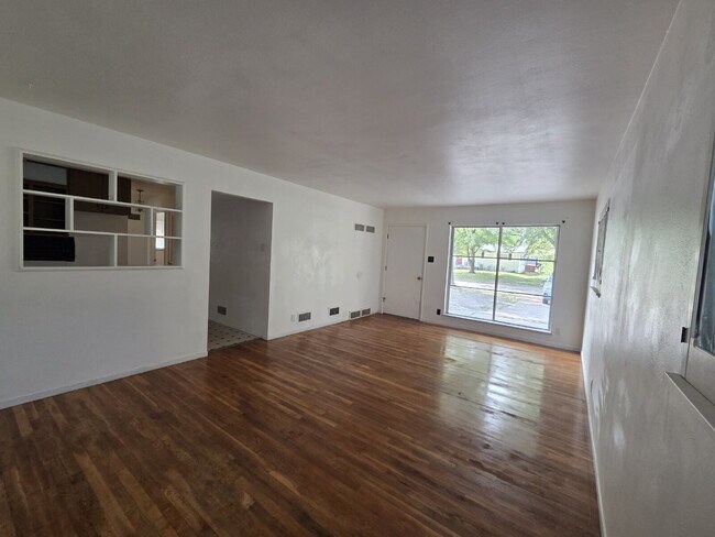 Foto del edificio - 10436 Durness Dr