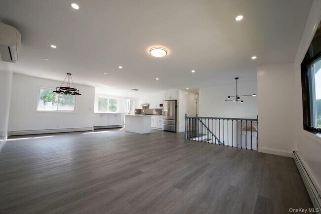 Building Photo - 61 Beaumont Dr