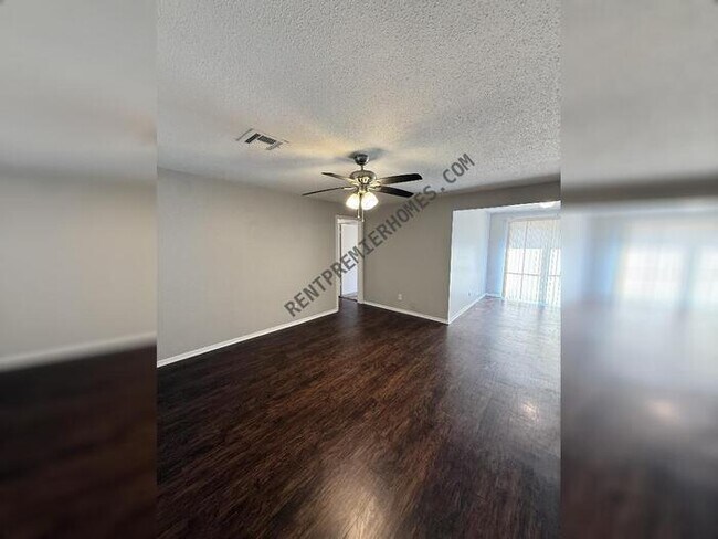 Photo - 3938 SE 14th Pl House