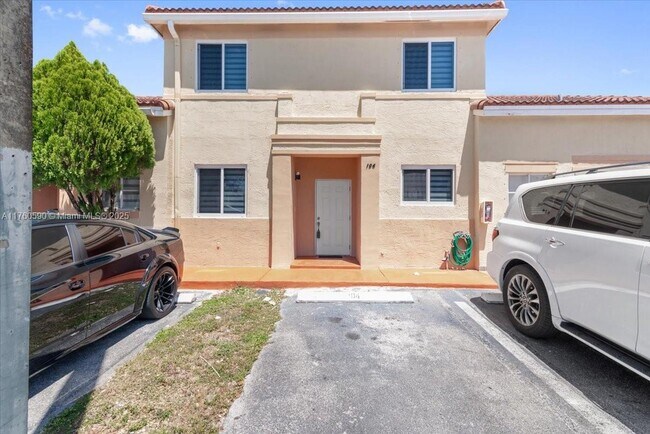 Foto del edificio - 360 NW 114th Ave