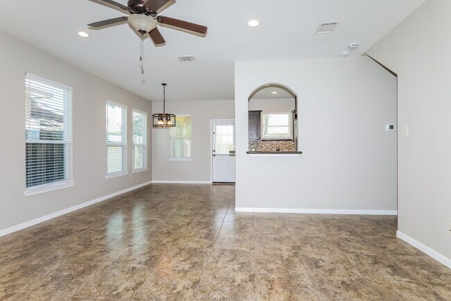Foto del edificio - 18428 Sunrise Maple Dr