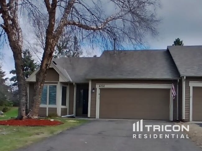 Foto del edificio - 4350 Thornhill Ln
