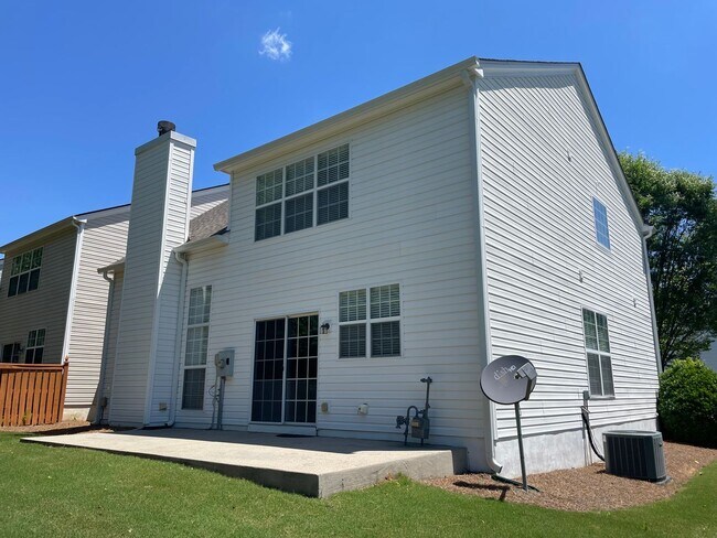 Building Photo - 3 Bed/2.5 Bath Townhome for lease in Desir...