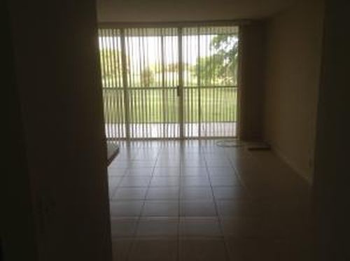 Foto del edificio - 5260 NW 2nd Ave
