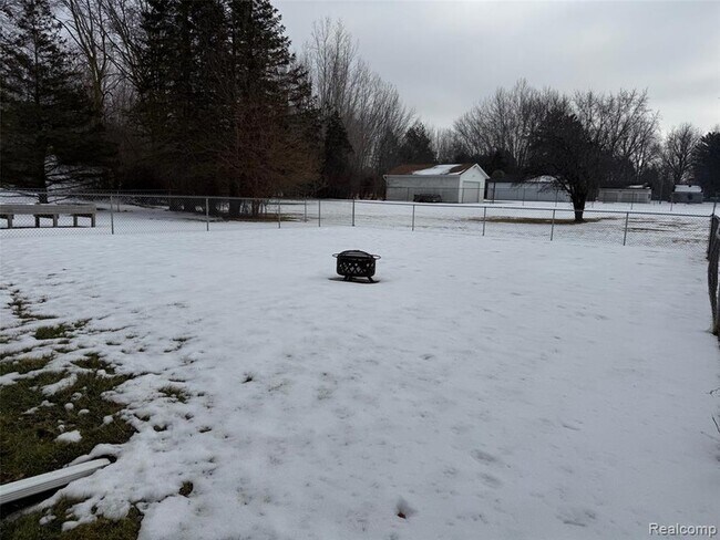 Foto del edificio - 6939 Alma Ct