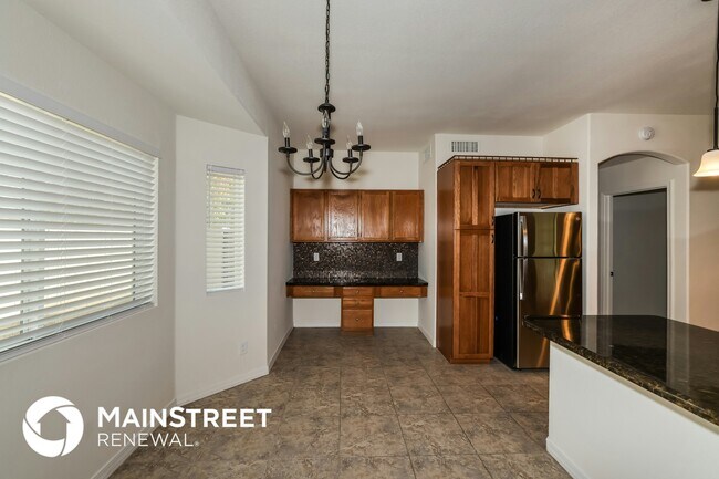 Foto del edificio - 5608 N 74th Dr