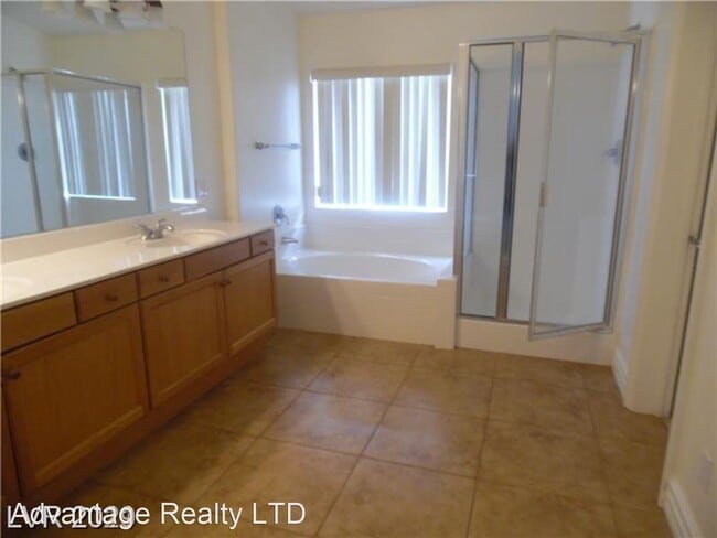 Building Photo - 3 br, 2.5 bath House - 9737 Valmeyer Ave