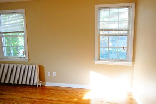 Photo - 8007 Garland Ave Apartment