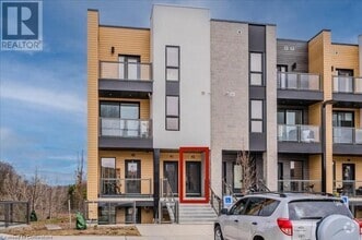 Building Photo - 261 Woodbine Ave