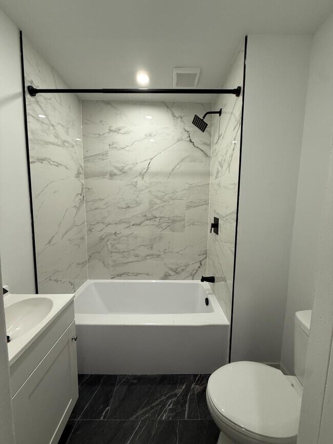 Foto del edificio - 249 2nd St