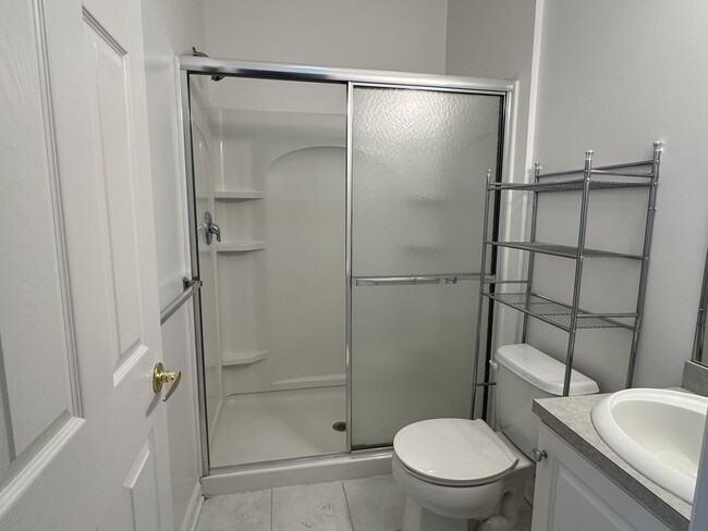 Building Photo - 200 Dey St