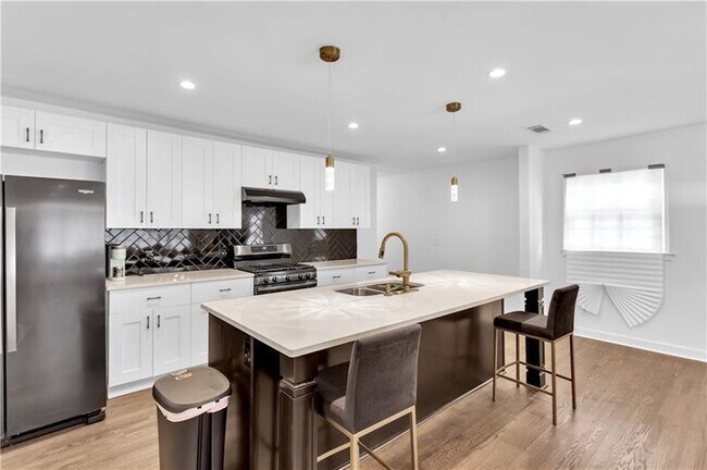 Foto del edificio - 1845 Penelope Rd NW