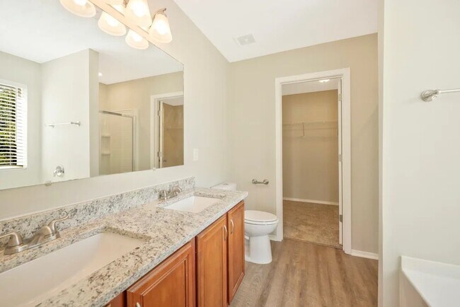 Foto del edificio - 3108 Hillside Rd