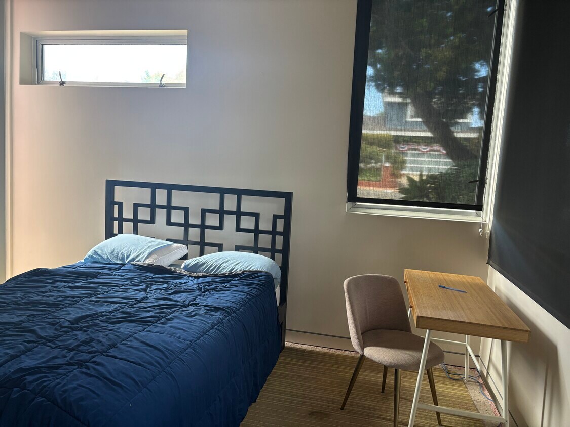Foto del edificio - 885 Albion St