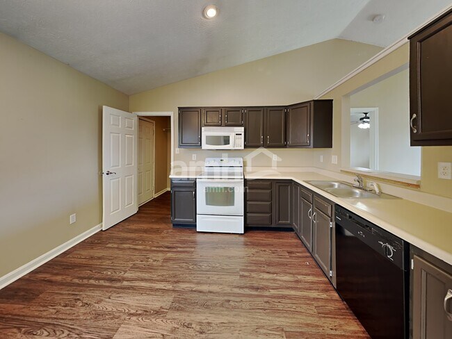 Building Photo - 4383 Arlington Cir