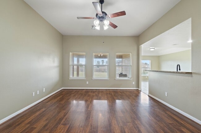 Foto del edificio - 18875 Maverick Ranch Rd E