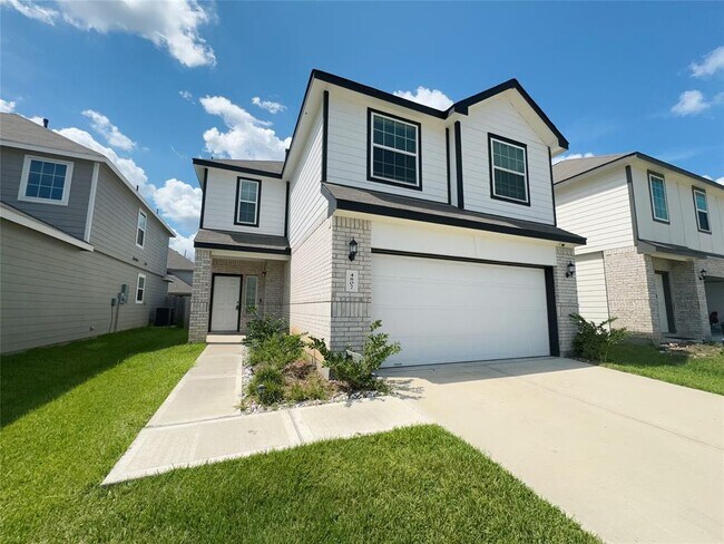Building Photo - 4807 Blue Jacaranda Wy