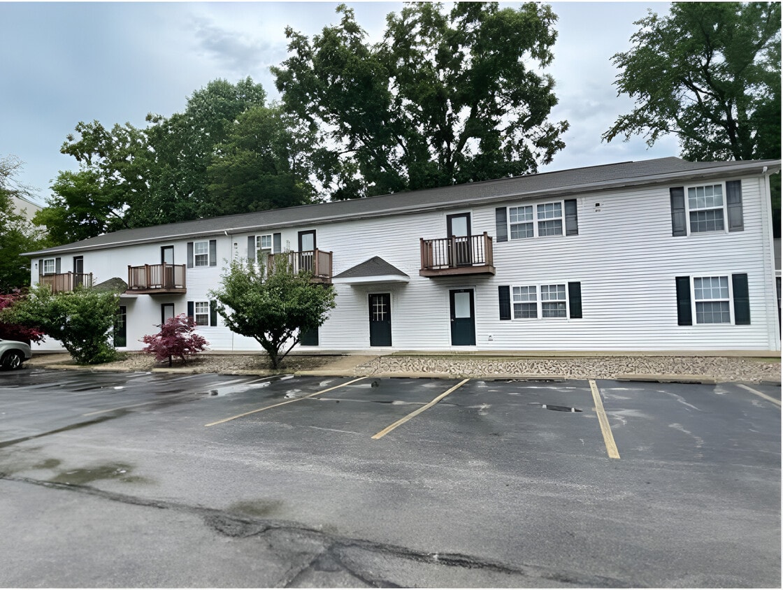 Primary Photo - 6th St Apartments