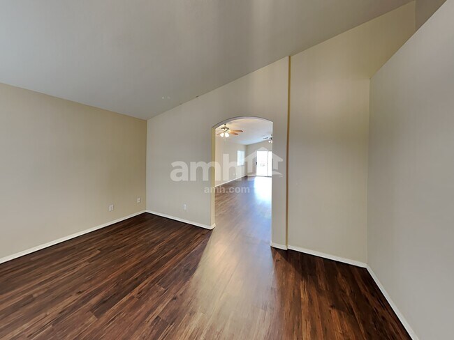 Foto del edificio - 10316 E El Moro Circle