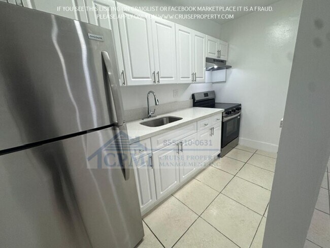Foto del interior - Casa Linda Apartments-3300 S Dixie Hwy