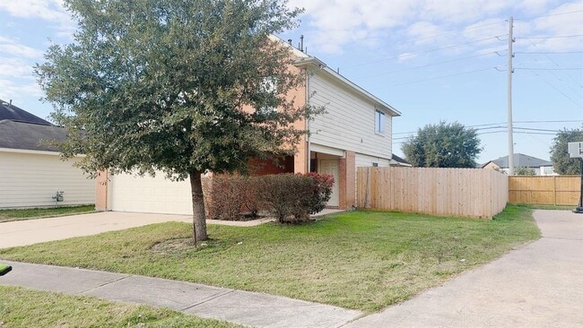 Building Photo - 6051 Brenwood Trails Ln