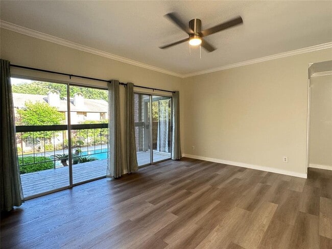 Building Photo - 6500 Harbor Town Dr