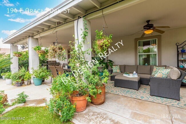 Building Photo - Rancho Sahuarita 3 Bed 2 Bath. Walk to Sah...