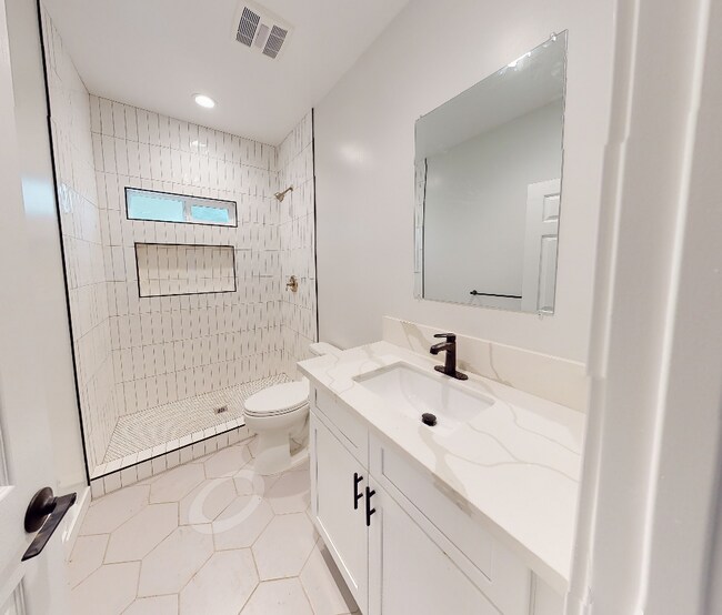 Foto del edificio - 5333 W Falls View Dr